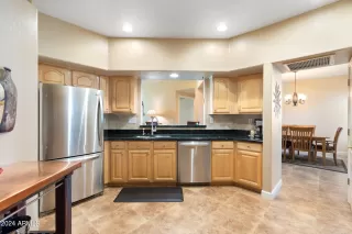 Photo #4: 6759673 Listing