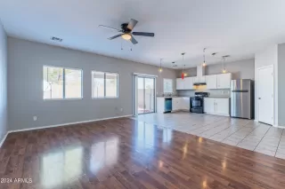 Photo #1: 6759745 Listing 