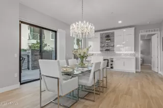 Photo #2: 6759771 Listing 