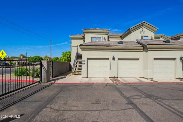 MLS: 6760182 Condo For Sale