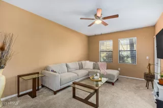 Photo #4: 6760331 Listing