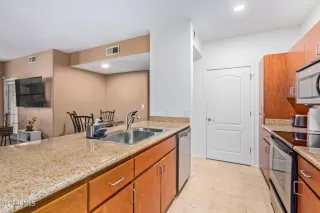 Photo #6: 6760331 Listing