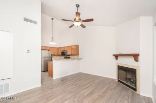 Photo #3: 6760402 Listing 