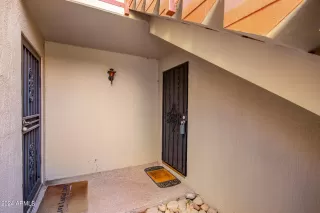 Photo #5: 6760417 Listing 