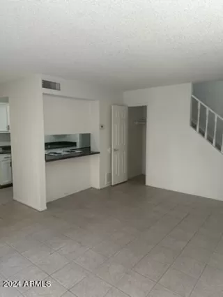 Photo #1: 6760436 Listing 