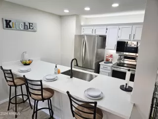 Photo #4: 6760617 Listing 