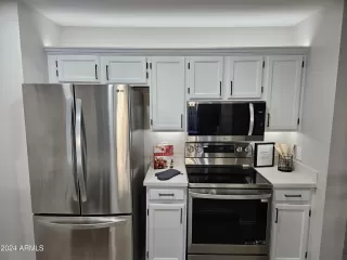 Photo #5: 6760617 Listing 