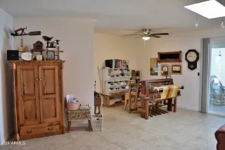 Photo #6: 6760634 Listing