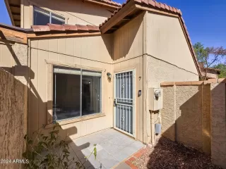 Photo #1: 6760685 Listing