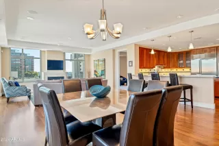 Photo #3: 6760687 Listing