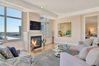 Photo #5: 6760687 Listing