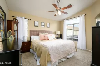 Photo #4: 6760688 Listing