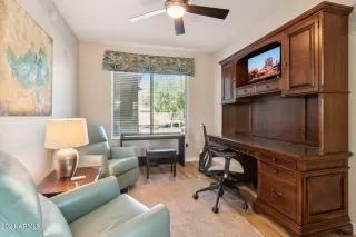 Photo #5: 6760701 Listing