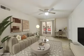 Photo #5: 6760788 Listing