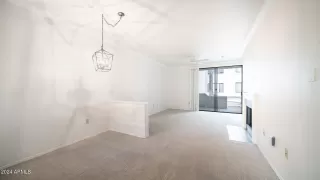 Photo #6: 6760873 Listing 