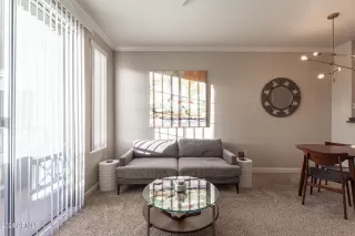 Photo #3: 6760882 Listing