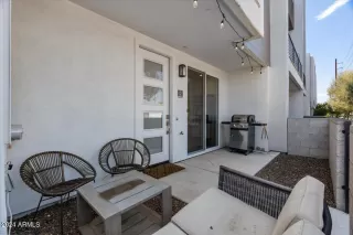 Photo #3: 6760892 Listing 