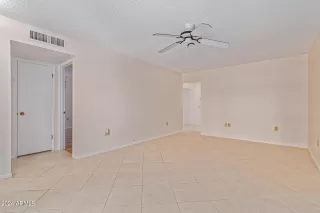 Photo #4: 6760931 Listing