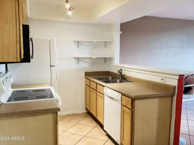 MLS: 6761272 Condo For Sale