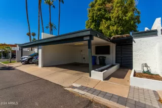 Photo #2: 6761275 Listing