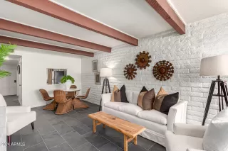 Photo #6: 6761440 Listing 