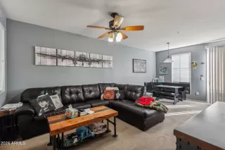 Photo #5: 6761713 Listing 