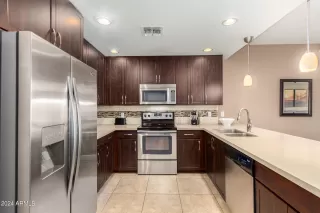 Photo #3: 6762500 Listing 