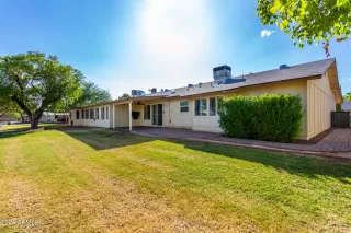 Photo #5: 6762509 Listing