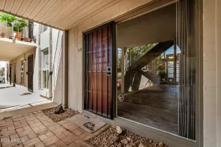 Photo #1: 6762614 Listing 