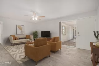 Photo #2: 6762614 Listing 