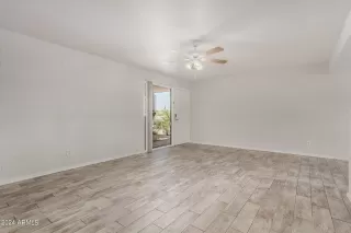 Photo #4: 6762614 Listing 