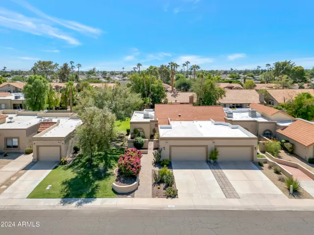 MLS: 6762654 Condo For Sale