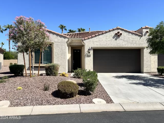 MLS: 6762835 Condo For Sale