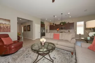 Photo #4: 6762835 Listing 