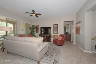 Photo #5: 6762835 Listing 