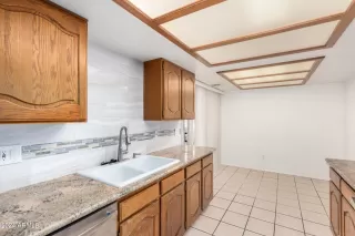 Photo #3: 6762848 Listing 