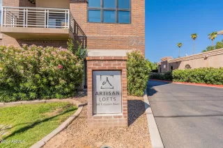 Photo #1: 6762892 Listing 