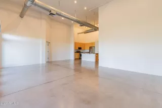 Photo #3: 6762892 Listing 