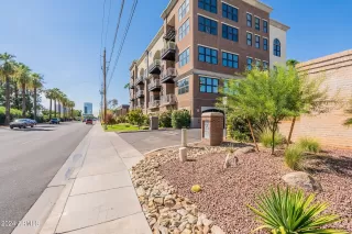 Photo #6: 6762892 Listing 