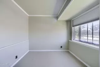 Photo #6: 6763220 Listing