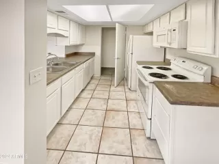 Photo #5: 6763263 Listing