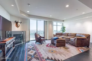 Photo #1: 6763306 Listing 