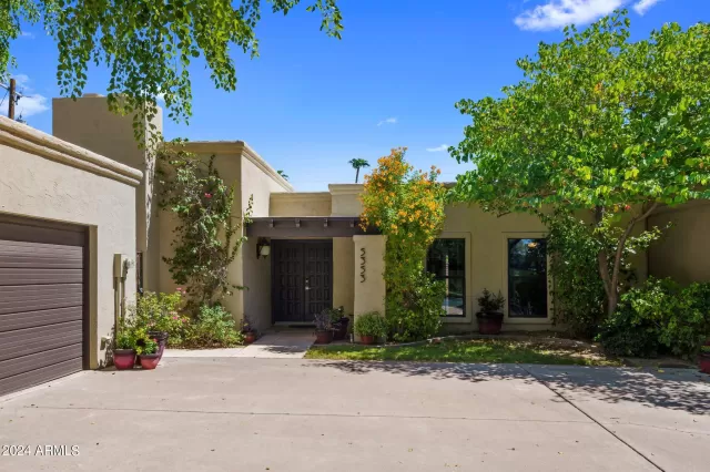 MLS: 6763470 Condo For Sale