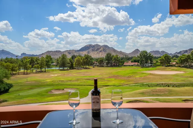 MLS: 6763593 Condo For Sale