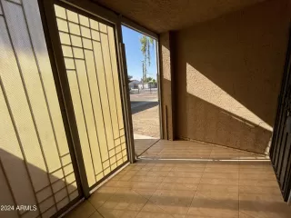 Photo #2: 6763603 Listing