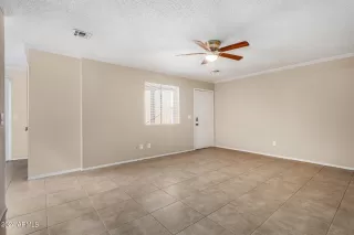 Photo #4: 6763603 Listing