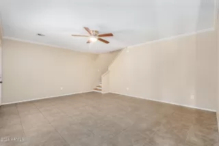 Photo #5: 6763603 Listing