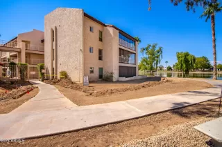 Photo #1: 6763657 Listing 