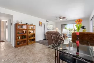 Photo #6: 6763657 Listing 