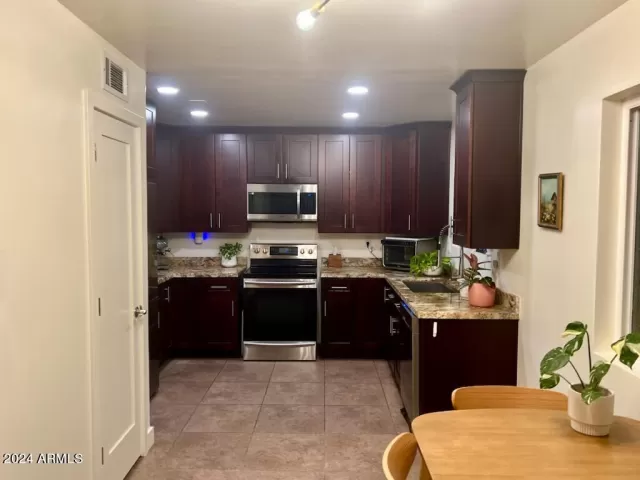 MLS: 6763669 Condo For Sale